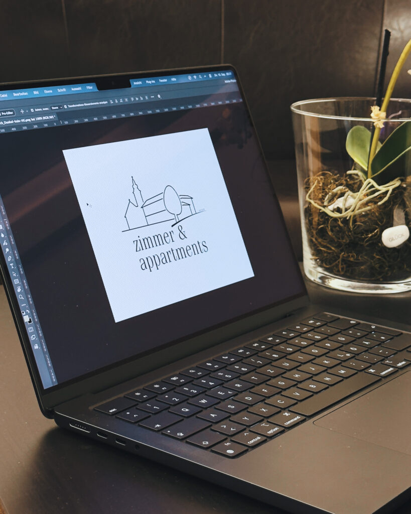 Veronik Mockup